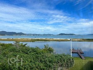 Image 1 - 836857