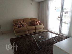 Image 6 - 836889
