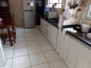 Image 3 - 836945
