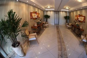 Image 9 - 836984
