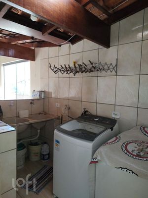 Image 12 - 836991