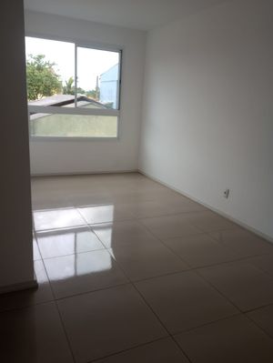 Image 3 - 836999