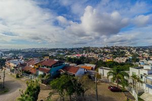 Image 12 - 837052