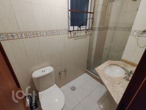 Image 5 - 837107