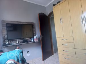 Image 20 - 837115