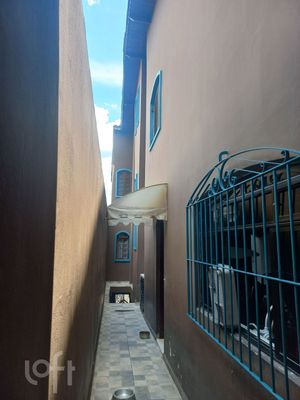 Image 31 - 837115