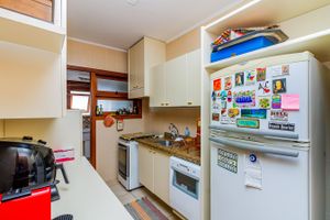 Image 42 - 837206