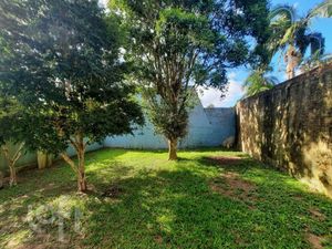 Image 35 - 837211