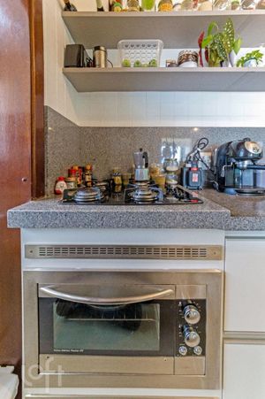 Image 21 - 837278