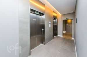 Image 33 - 837284