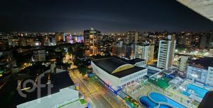 Image 12 - 837326