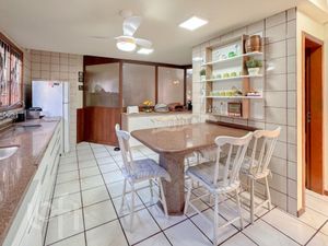 Image 35 - 837339