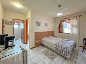 Image 42 - 837339