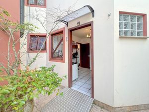 Image 69 - 837339