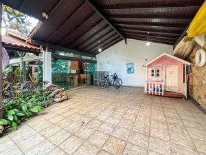 Image 16 - 837339