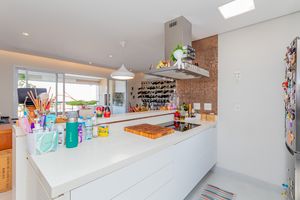 Image 15 - 837364