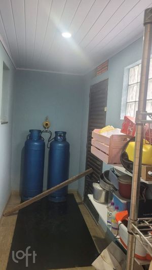 Image 25 - 837385