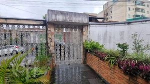 Image 11 - 837423