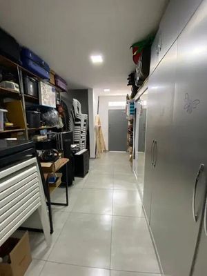 Image 3 - 837427