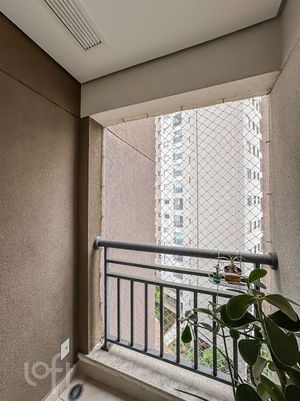Image 25 - 837439