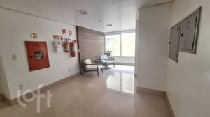 Image 25 - 837468