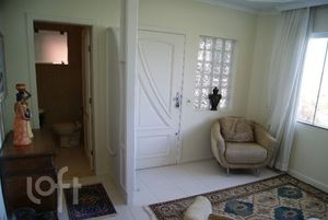 Image 4 - 837472