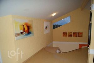 Image 32 - 837472