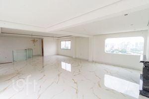 Image 47 - 837478
