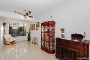 Image 1 - 837487