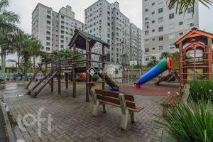 Image 33 - 837515