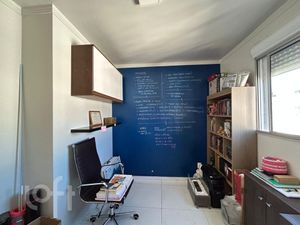 Image 18 - 837515