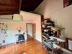 Image 37 - 837528