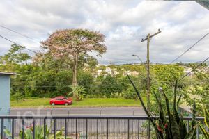 Image 36 - 837532