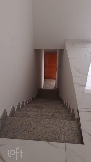 Image 22 - 837580
