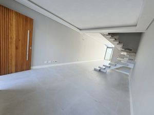 Image 1 - 837611