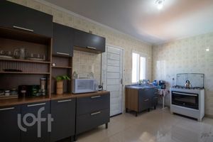 Image 4 - 837612