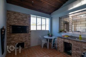 Image 31 - 837612