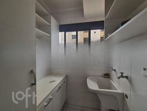 Image 9 - 837684