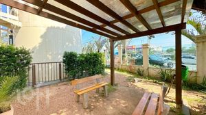Image 19 - 837784