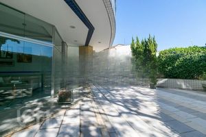 Image 24 - 837796