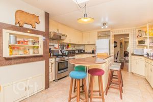 Image 16 - 837859