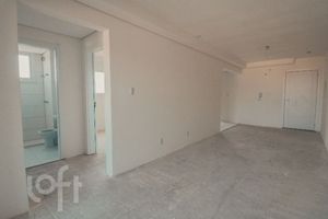 Image 5 - 837892