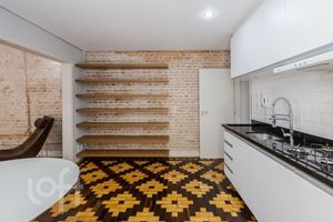 Image 51 - 838281
