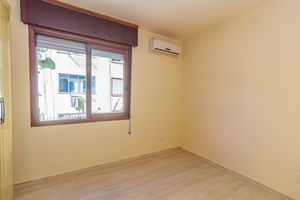 Image 8 - 838332
