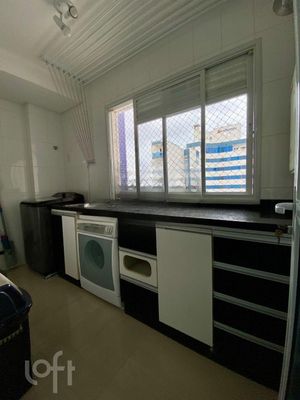 Image 8 - 838352