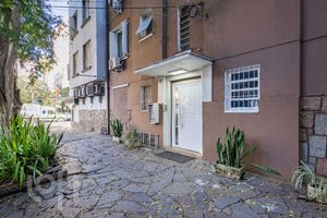 Image 15 - 838357
