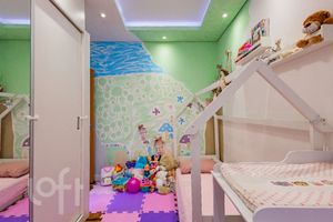 Image 4 - 838357