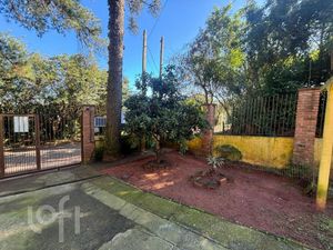Image 35 - 838375