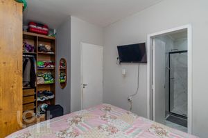 Image 19 - 838385
