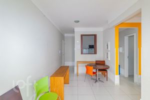Image 34 - 838385